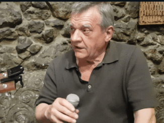 Publicación del libro ‘El cantor de la bahía’ de Chema Puente