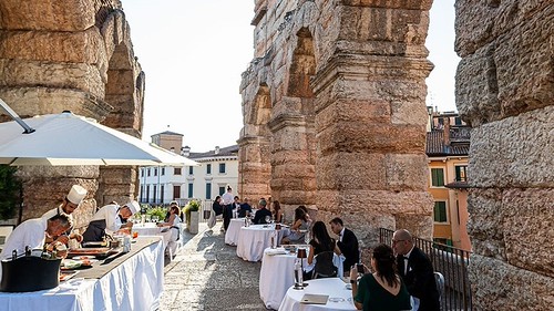 Los 30 viajes y experiencias más exclusivos (y caros, la mayoría) para este verano… y 5 gratis, o casi
